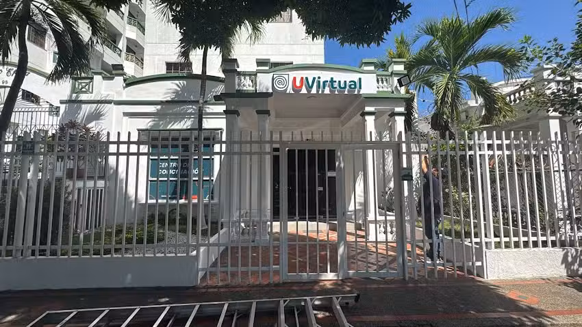 ACTIVOS POR COLOMBIA