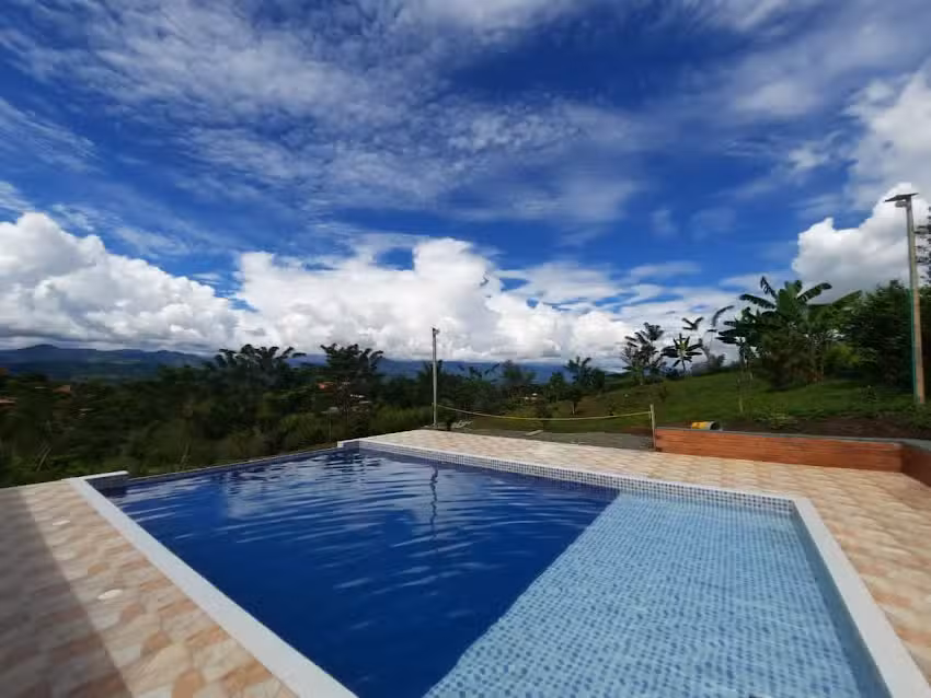 ALQUILER DE FINCA &ndash; FINCA LA MAR&Iacute;A