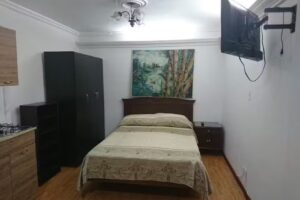 apartaestudios amoblados economicos en medellin solo por meses