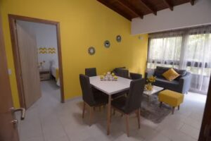 apartamentos amoblados casa margarita laureles estadio cra 64 c nro 48-167 al lado de restaurante Dtalonga