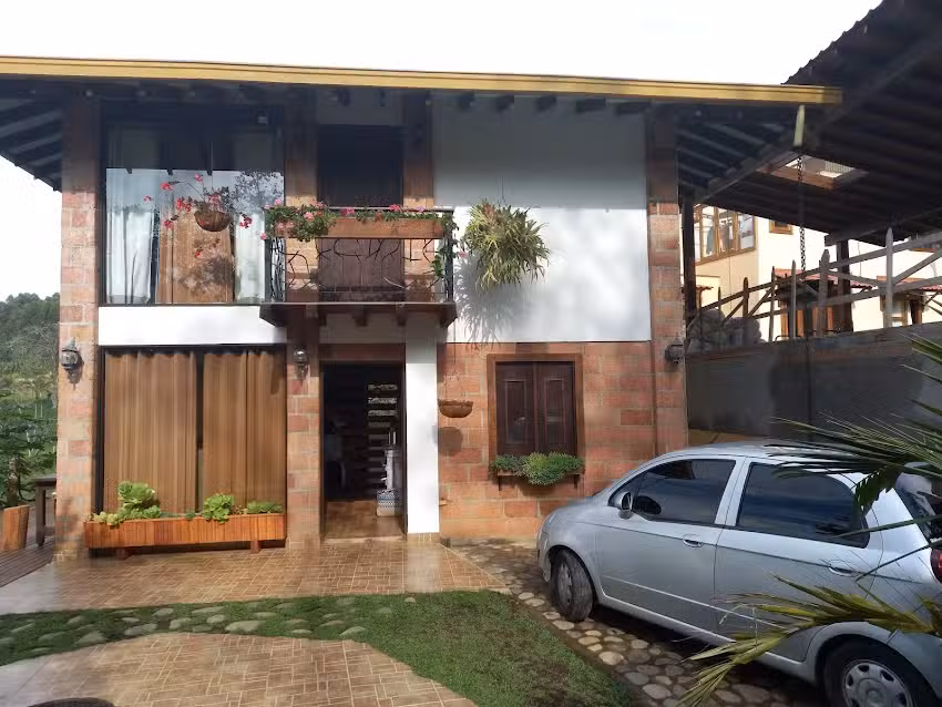 Arrendamientos Ayur&aacute;