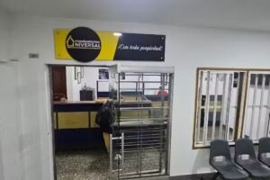 ARRENDAMIENTOS UNIVERSAL