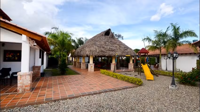 CABA&Ntilde;AS CAMPESTRES RINCON DE APIAY