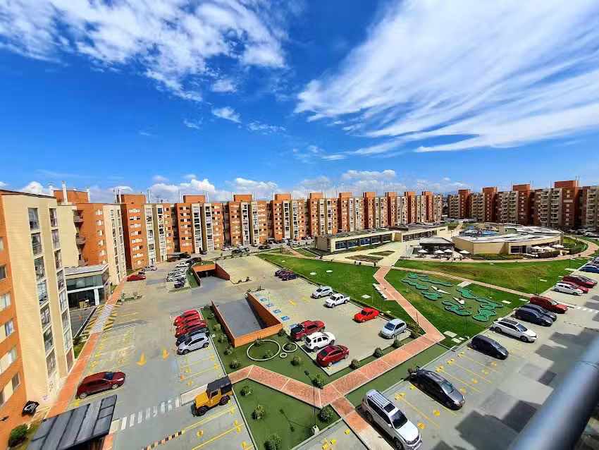 CENTURY 21 Loopa Madrid INMOBILIARIA &ndash; ARRIENDOS &ndash; VENTAS