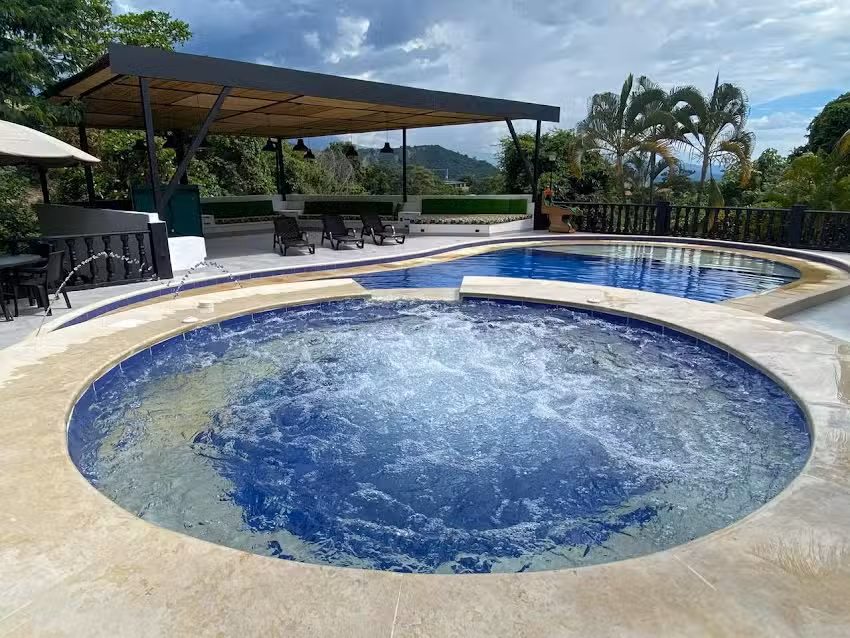 DEPASEOENFINCAS.COM