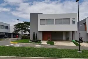 EASYHOME AGENTES INMOBILIARIOS ESPECIALIZADOS