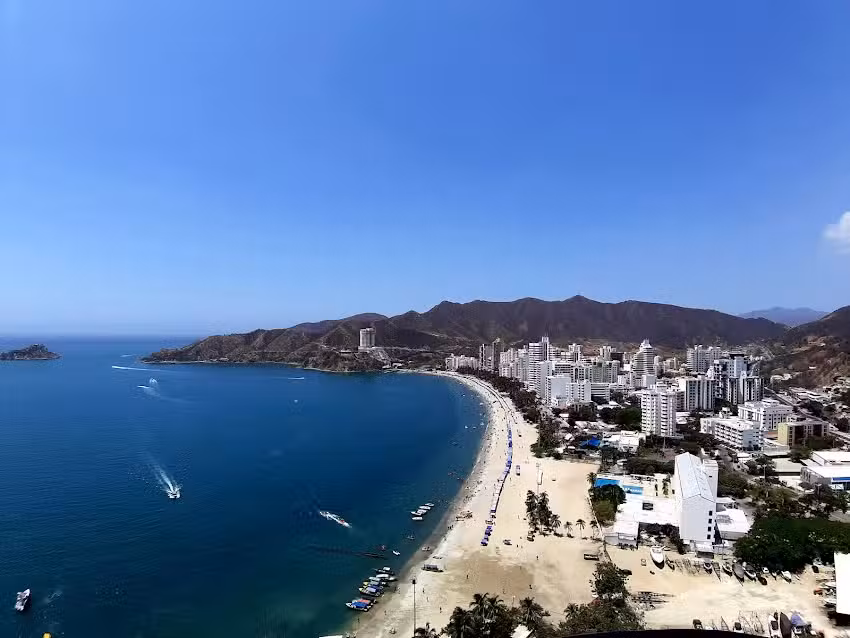 Edificio el pe&ntilde;on rodadero Jhon Apartamentos Rodadero