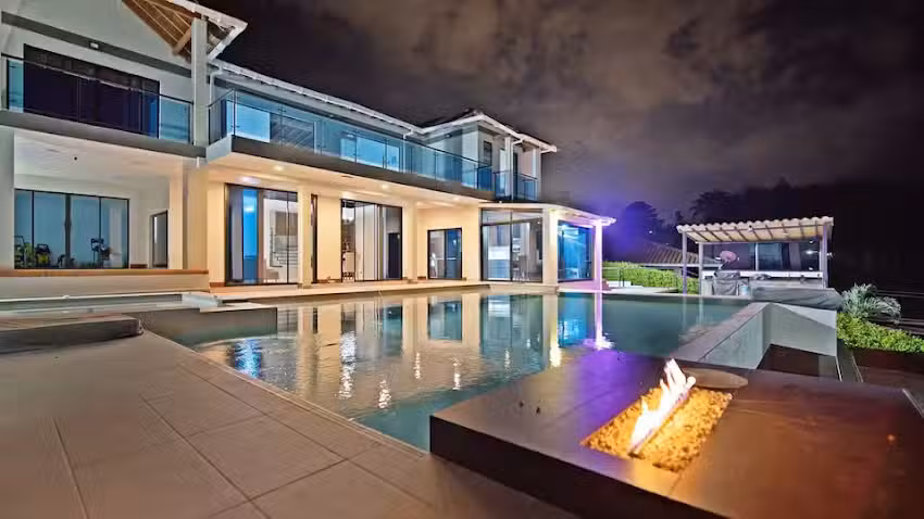 Encanto Luxury Vacation Home in Pereira