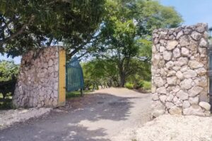 Gran colina lotes en unidad cerrada