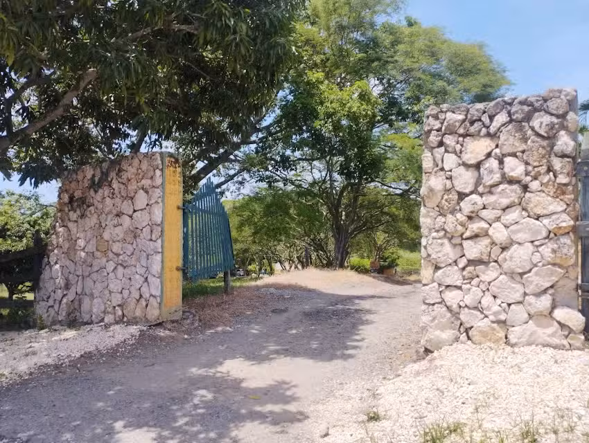 Gran colina lotes en unidad cerrada