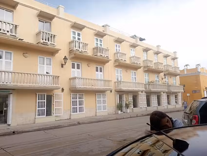 Inmobiliaria Bozzimbett