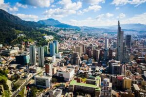 INMOBILIARIA E INVERSIONES EMANUEL