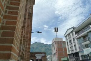 INMOBILIARIA MERKA RA&Iacute;Z S.A.S