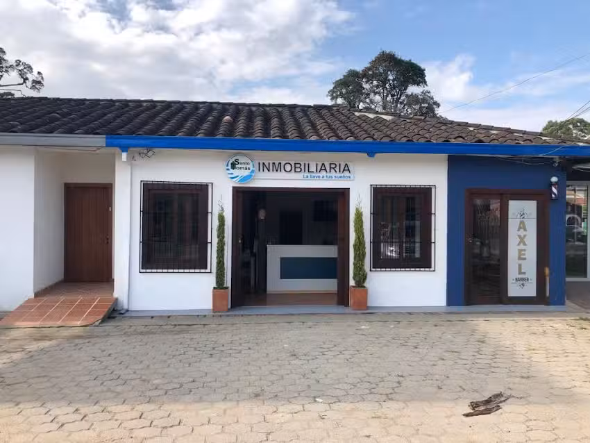 Inmobiliaria Santo Tom&aacute;s S.A.S.