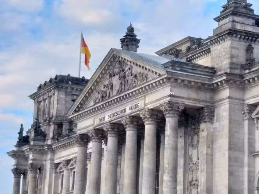 INVERSORA INMOBILIARIA A.F. SAS