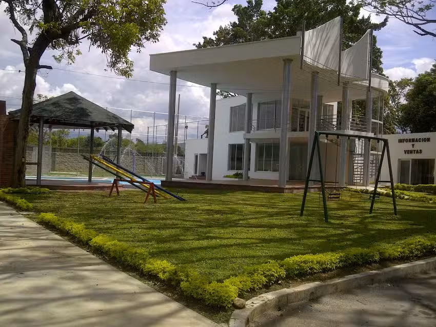 MALIBU COUNTRY CLUB LOTES CAMPESTRES