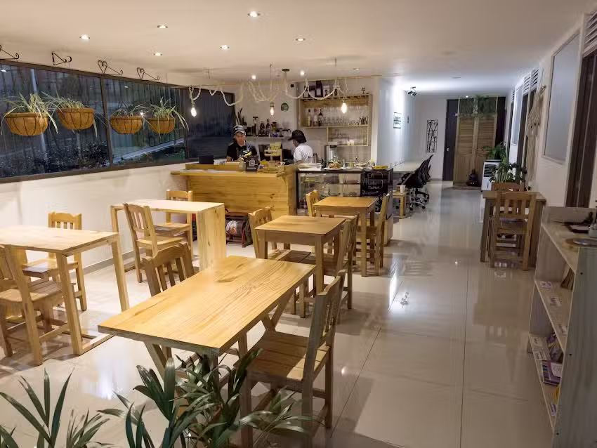 Mantra Coworking Caf&eacute;