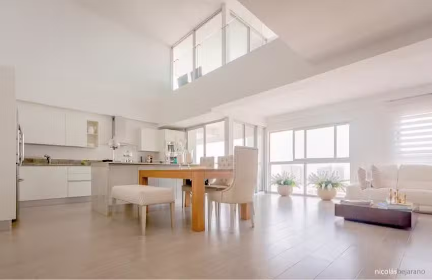 MARISOL FERIS BROKER