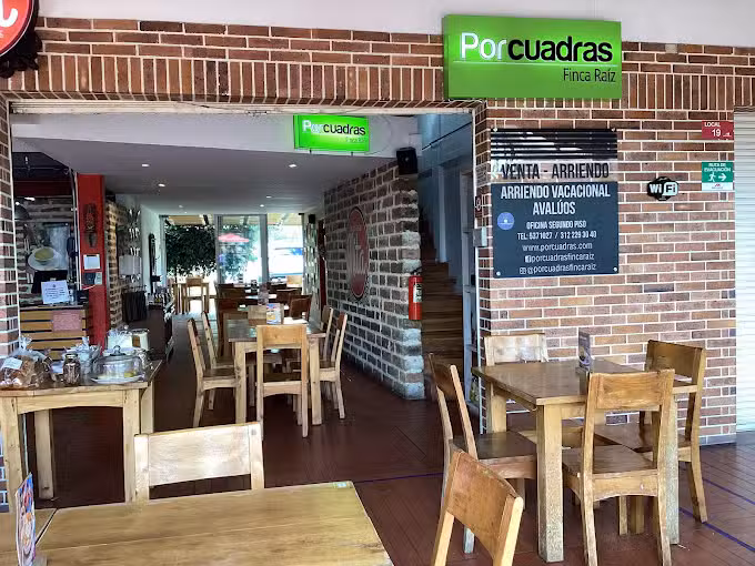 PORCUADRAS FINCA RAIZ