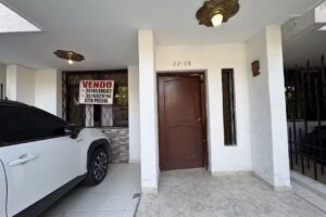 RMBI CONSTRUCTORA – CASA EN VENTA EN SANTA MARTA