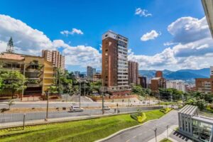 Royal Propiedad Raíz