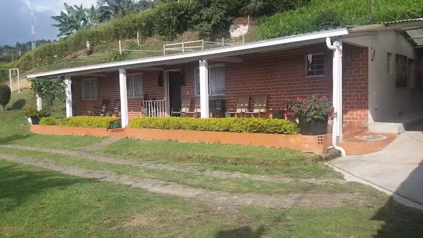 Vereda Tejares, Villamaria Caldas